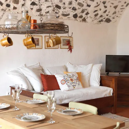 Afoura Houses By K&K Pyrgos Kallistis